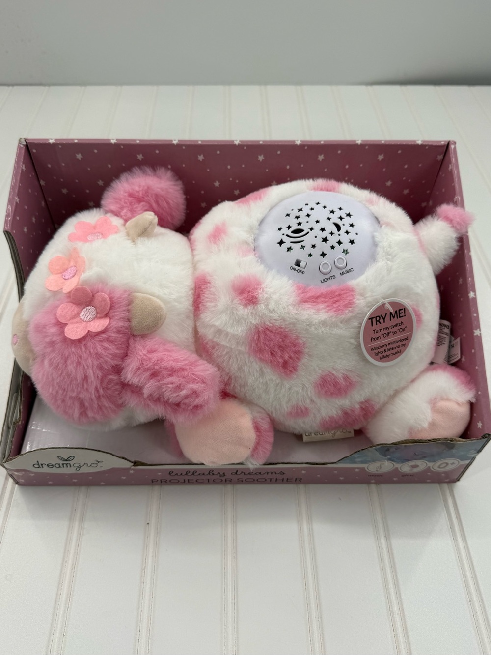 NWT Dreamgro Lullaby Dreams Projector Soother Pink Cow Lights and Music Toy